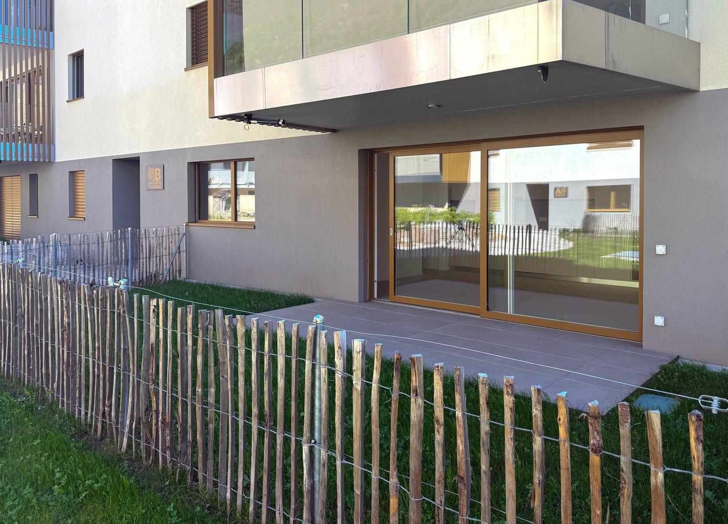 Elegante 2.5 locali con giardino a Lumino (TI)