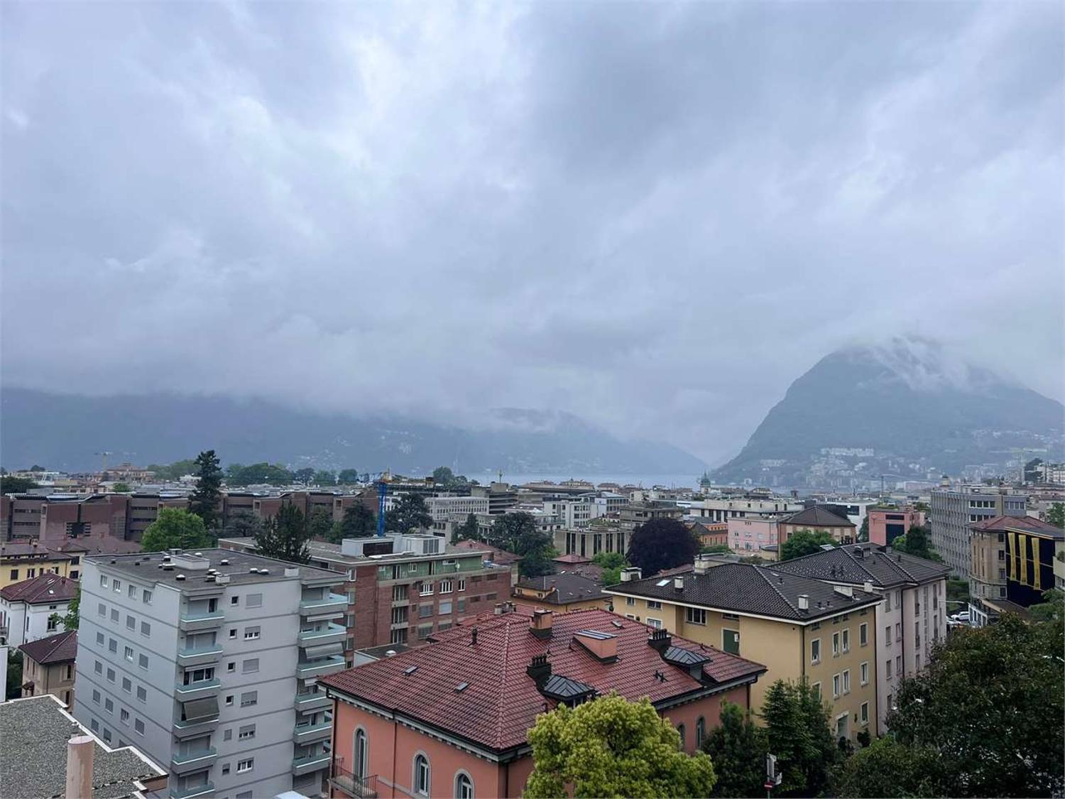 Appartamento 4.5 locali con vista lago – Lugano, Via Zurigo 32