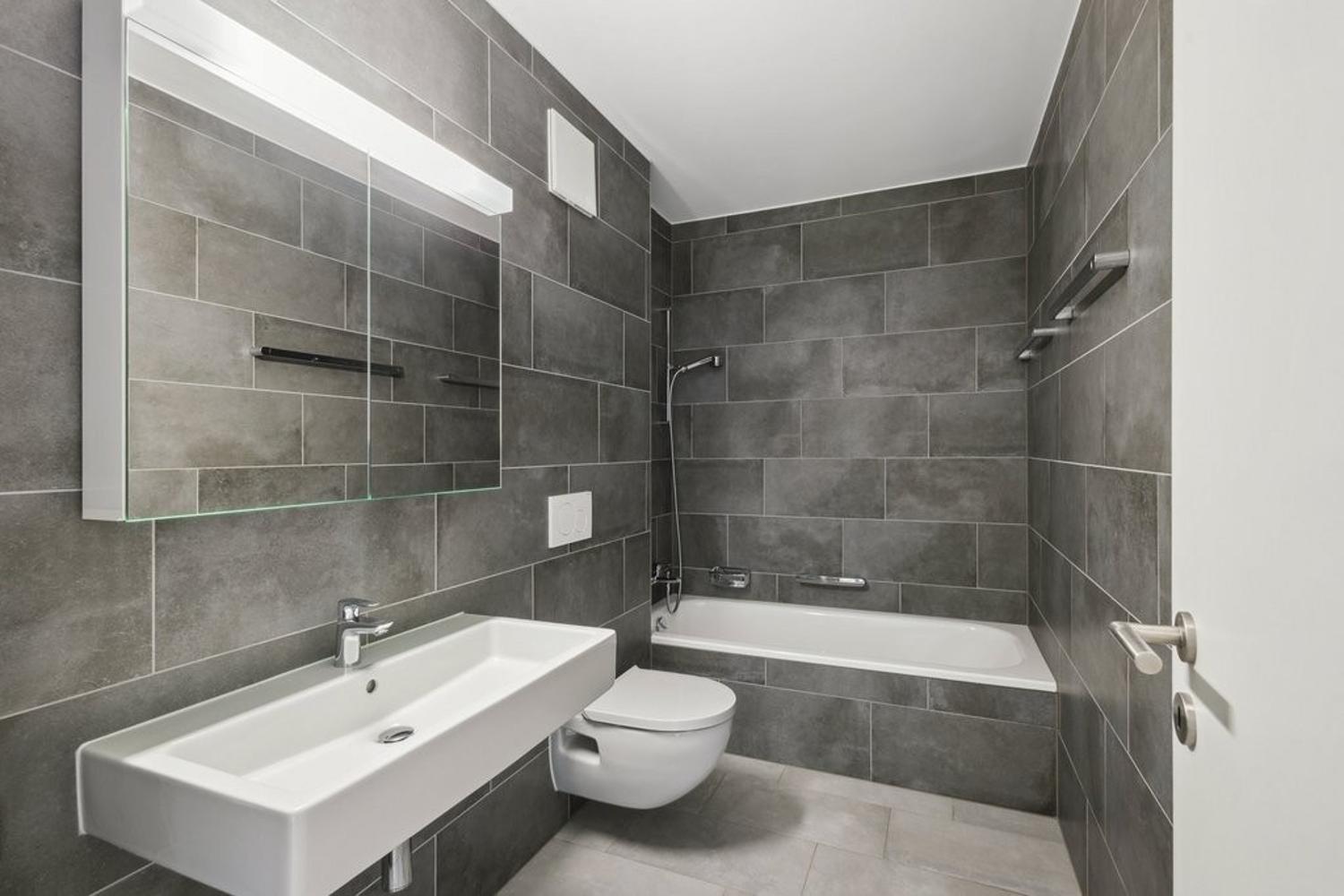Affittasi spazioso e moderno 3.5 locali, immerso nel verde