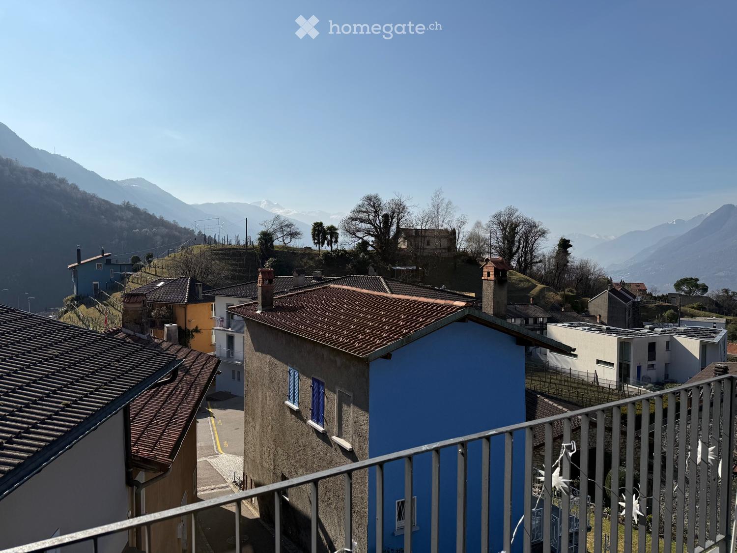 Affittiamo casa moderna a Pianezzo