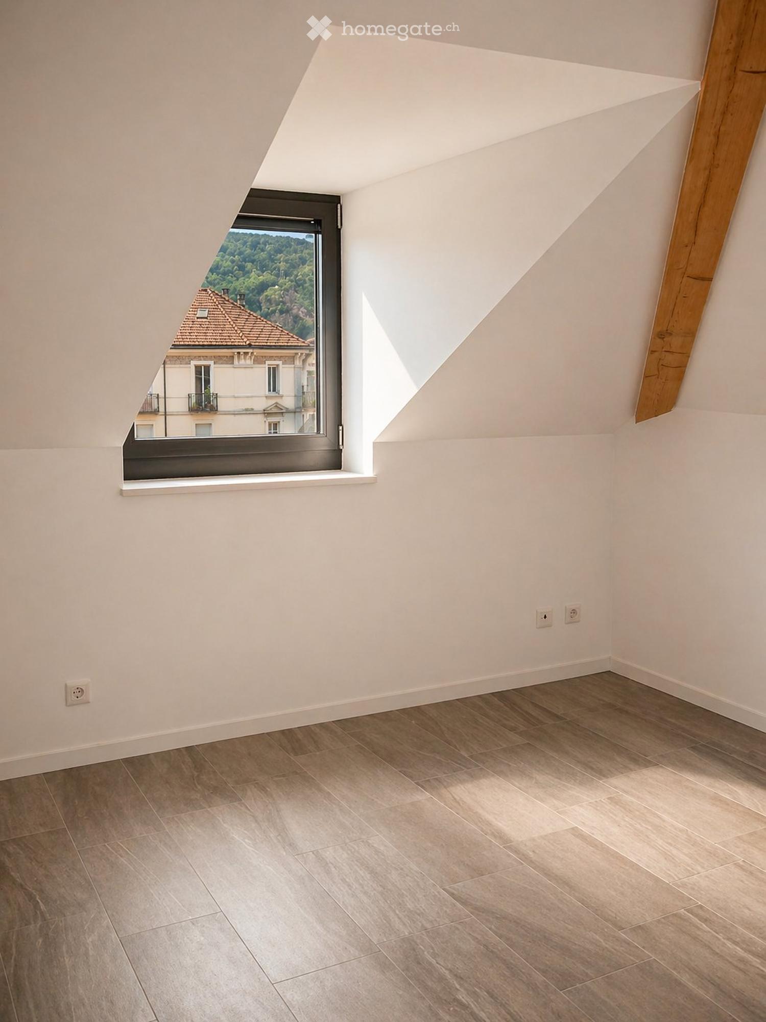 ATTICO MANSARDATO 3.5 LOCALI CON COMFORT MODERNI |BELLINZONA