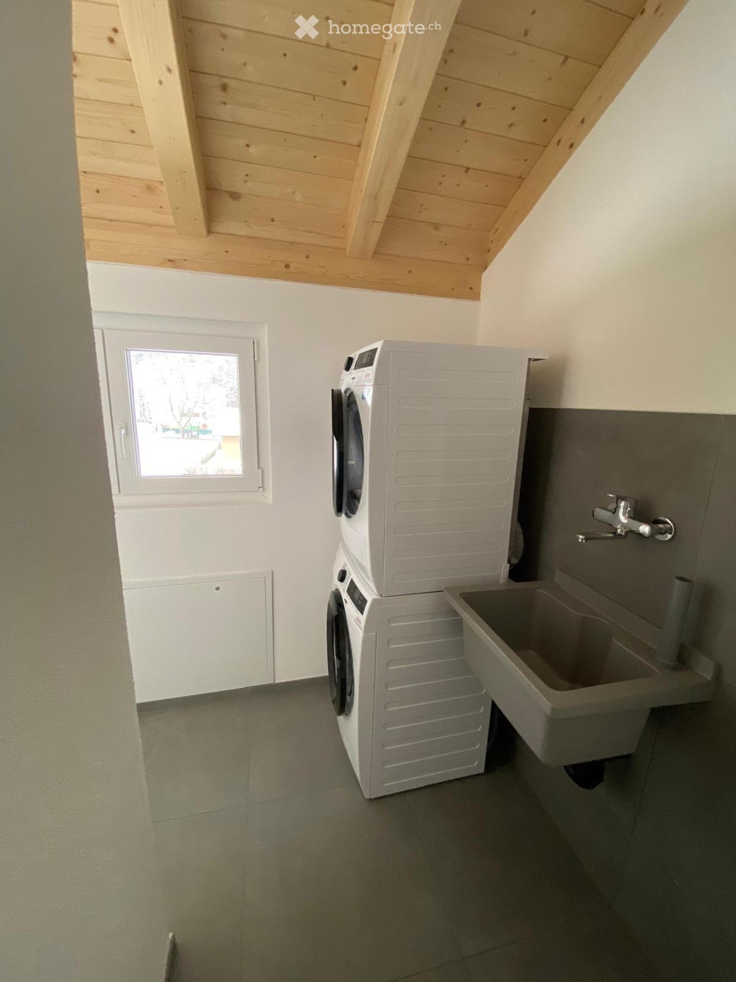 Affitto nuovo duplex di 5 locali a Olivone