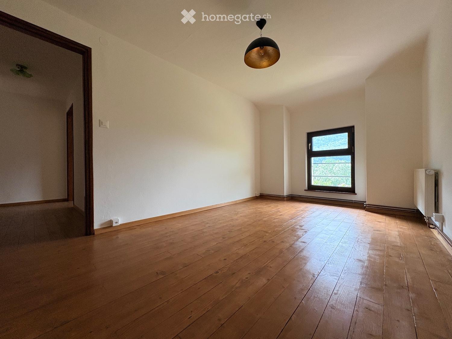 Affittasi Casa 5 locali con giardino e posto auto
