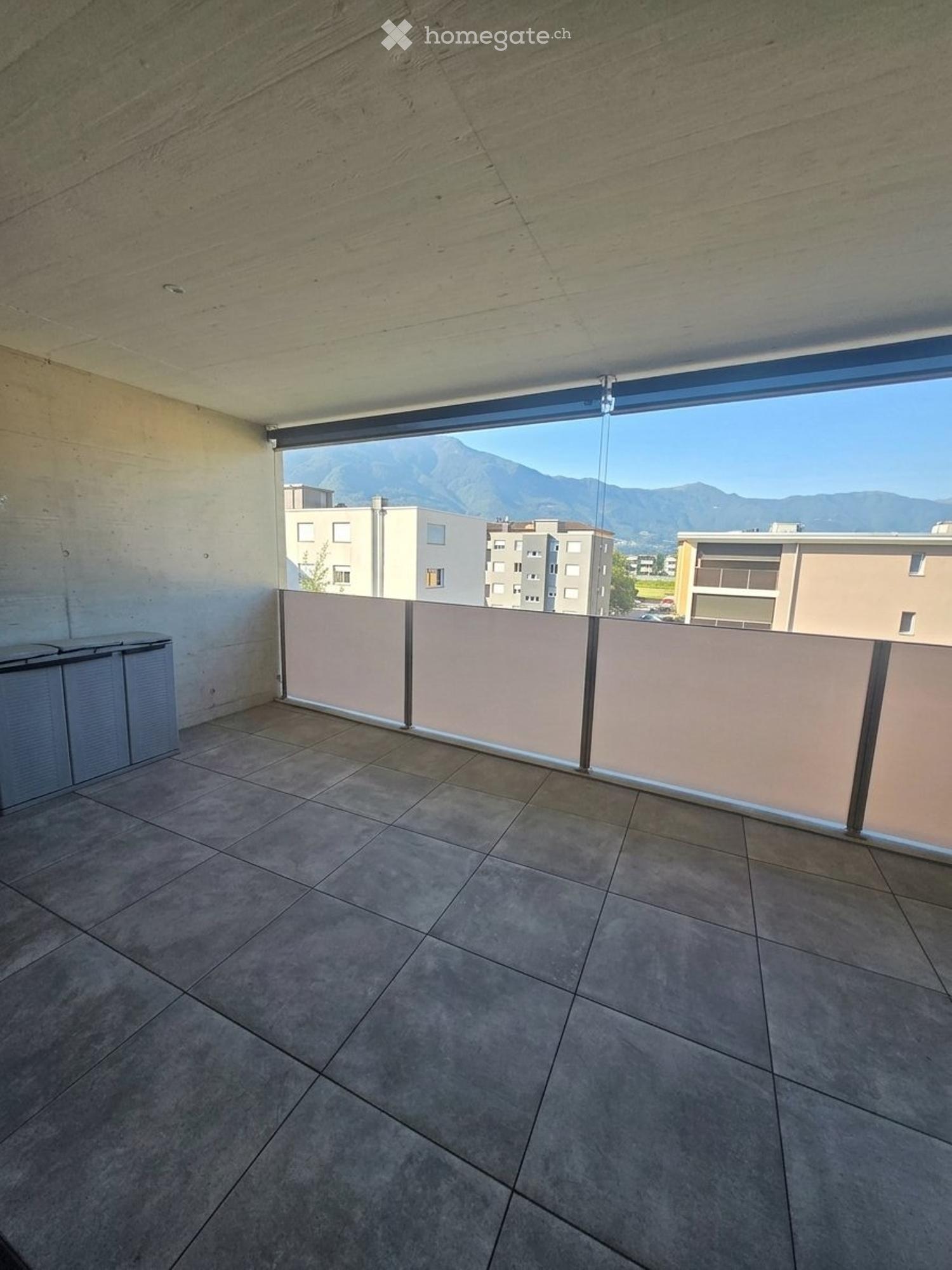 Subentro Attico 3.5 con Terrazza 24mq Bellinzona Centrale