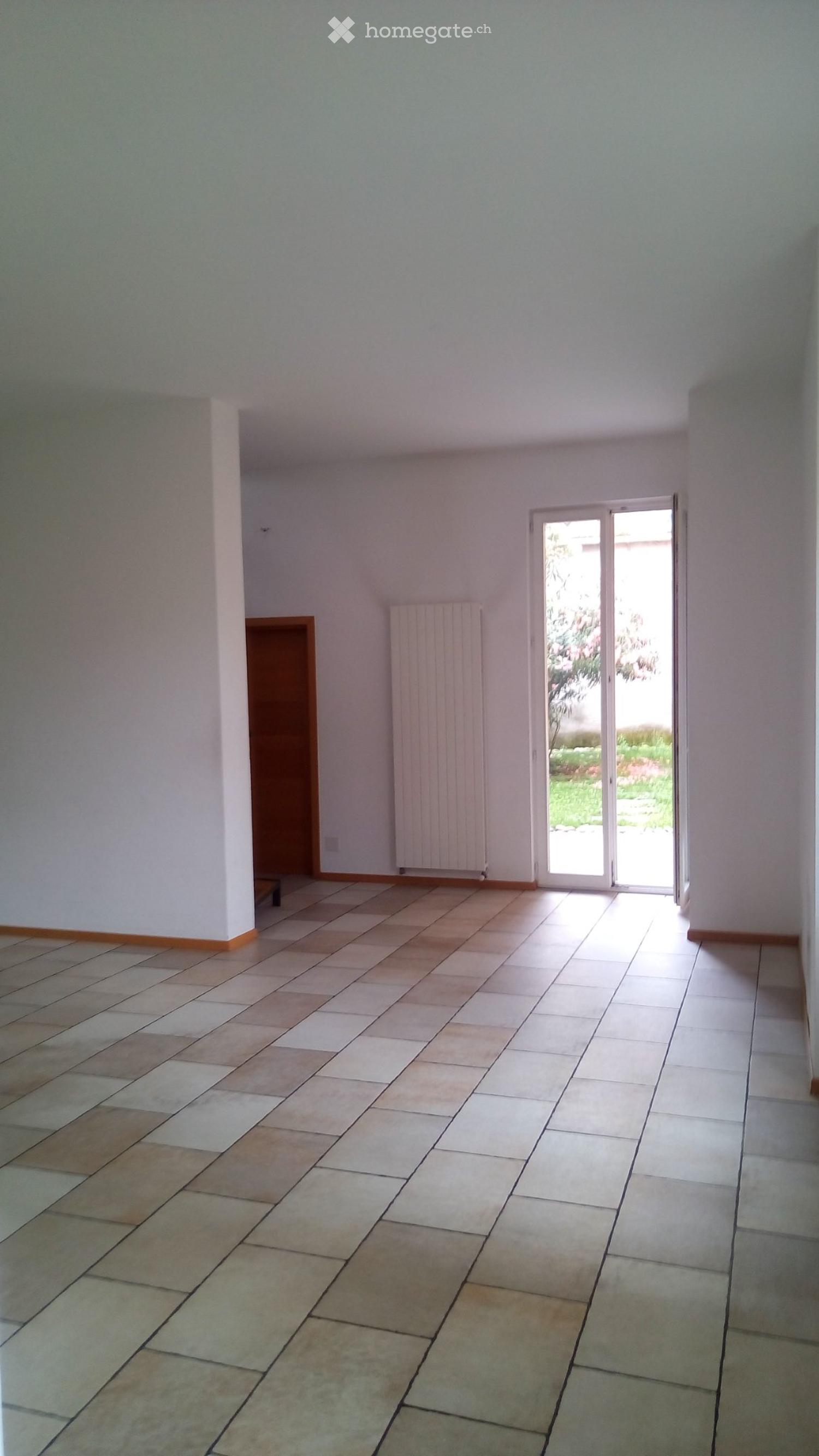 Affittasi casa triplex in Citta Vecchia
