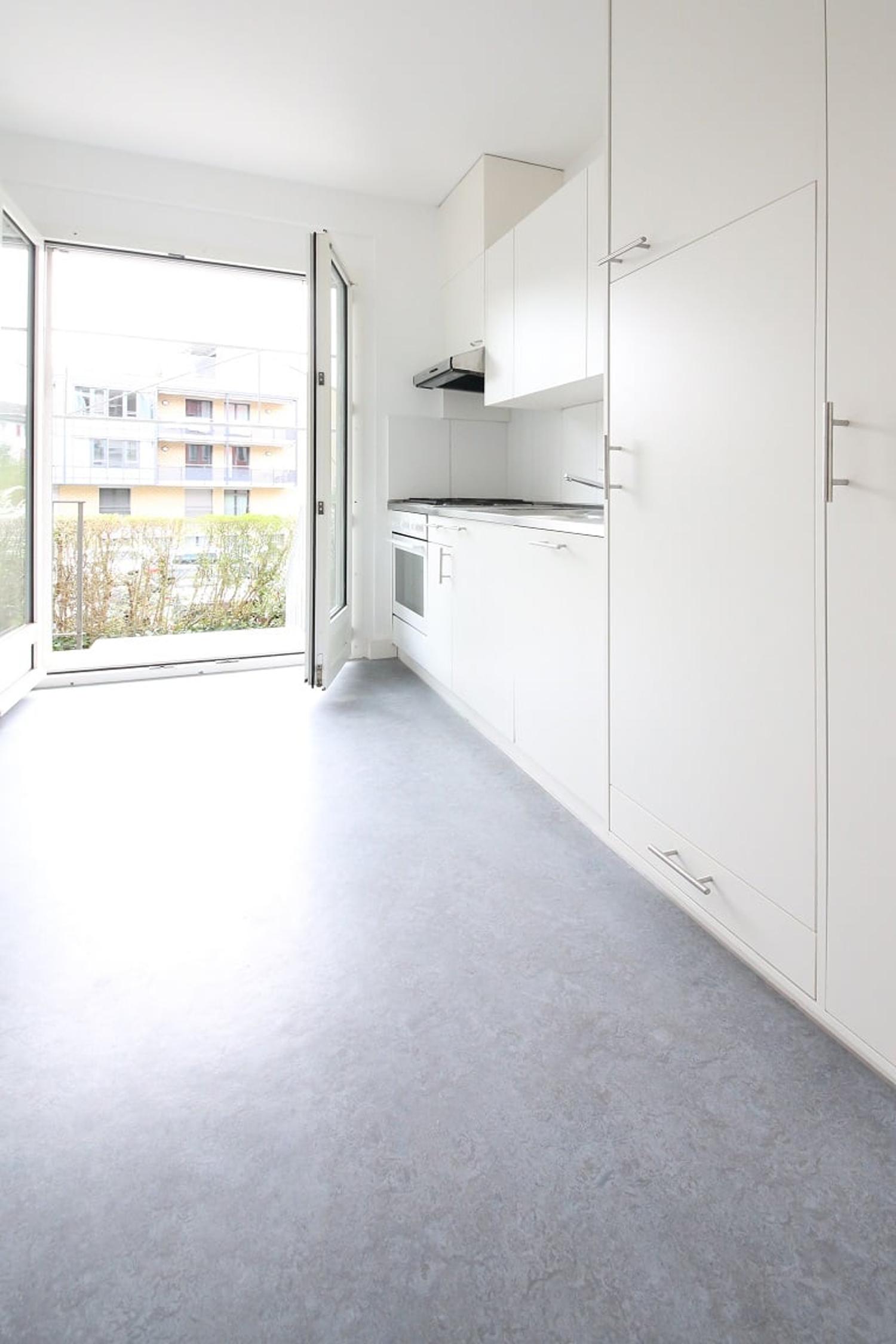 Helle 3ZimmerWohnung mit idyllischem e..., Albisstrasse 99, CHF 2530