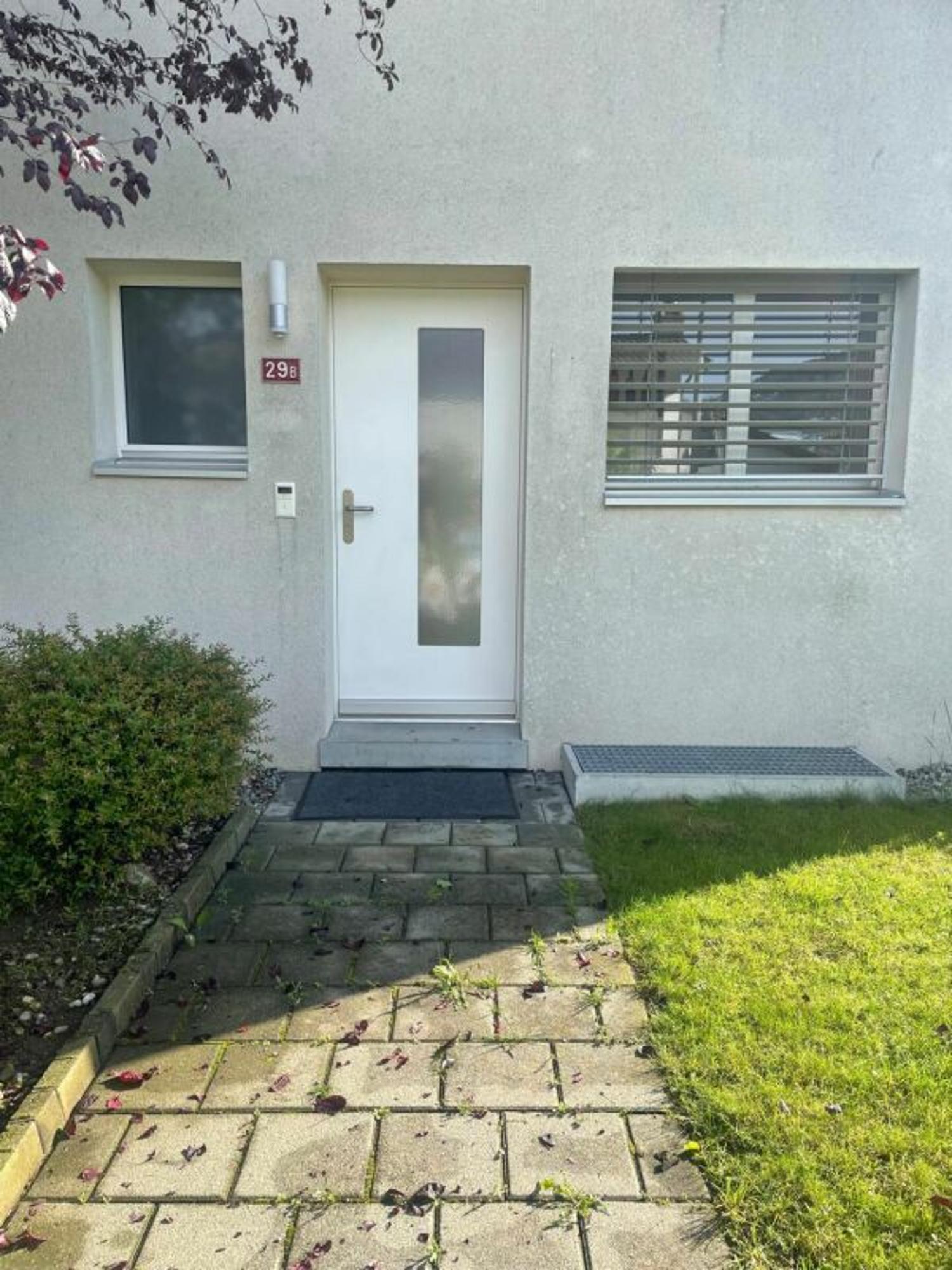 5.5 Zimmer Doppeleinfamilienhaus mit 2 EHP Inklusiv