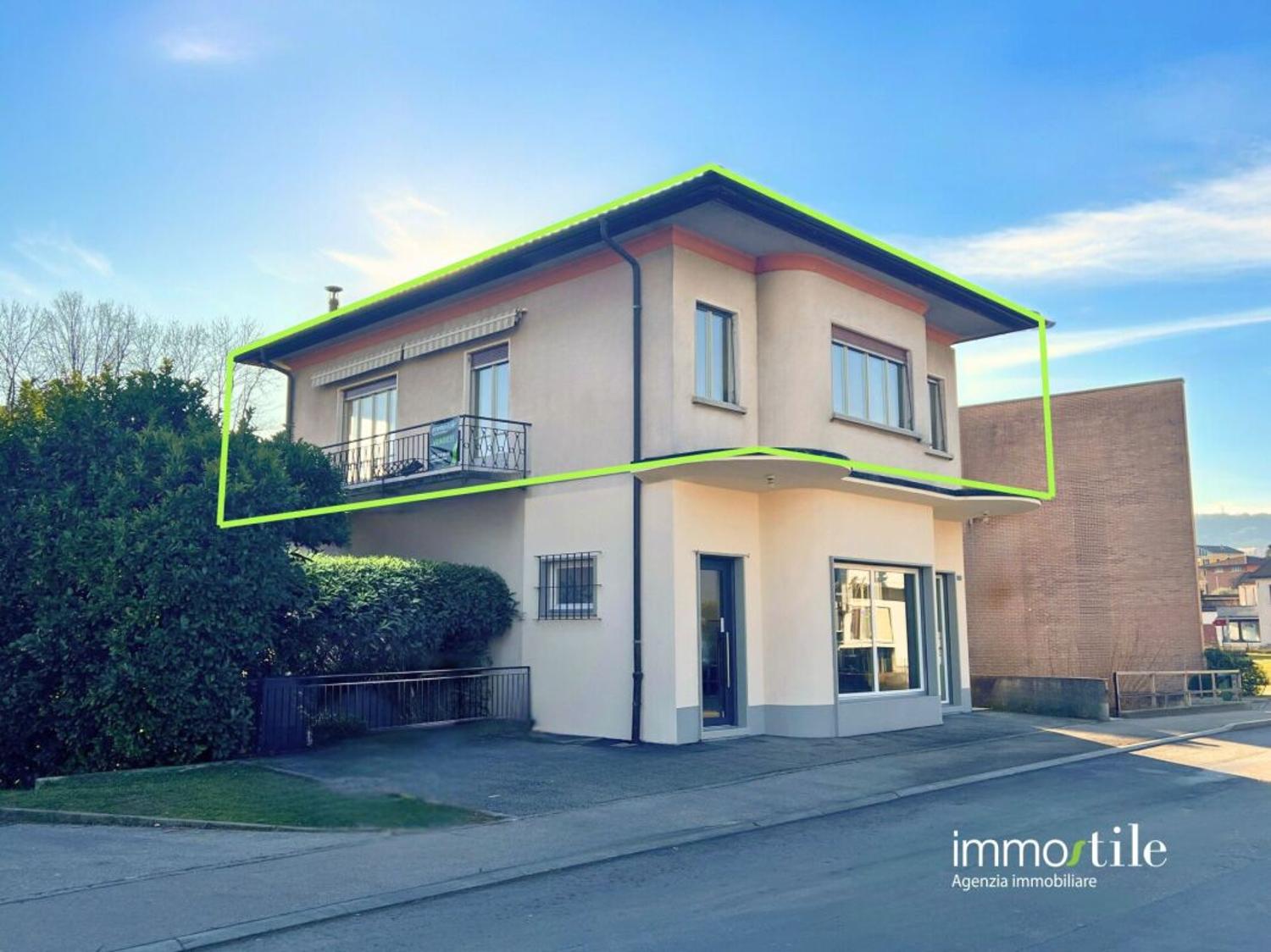 Affittasi appartamento 3.5 locali con balcone e ampio giardino a Balerna