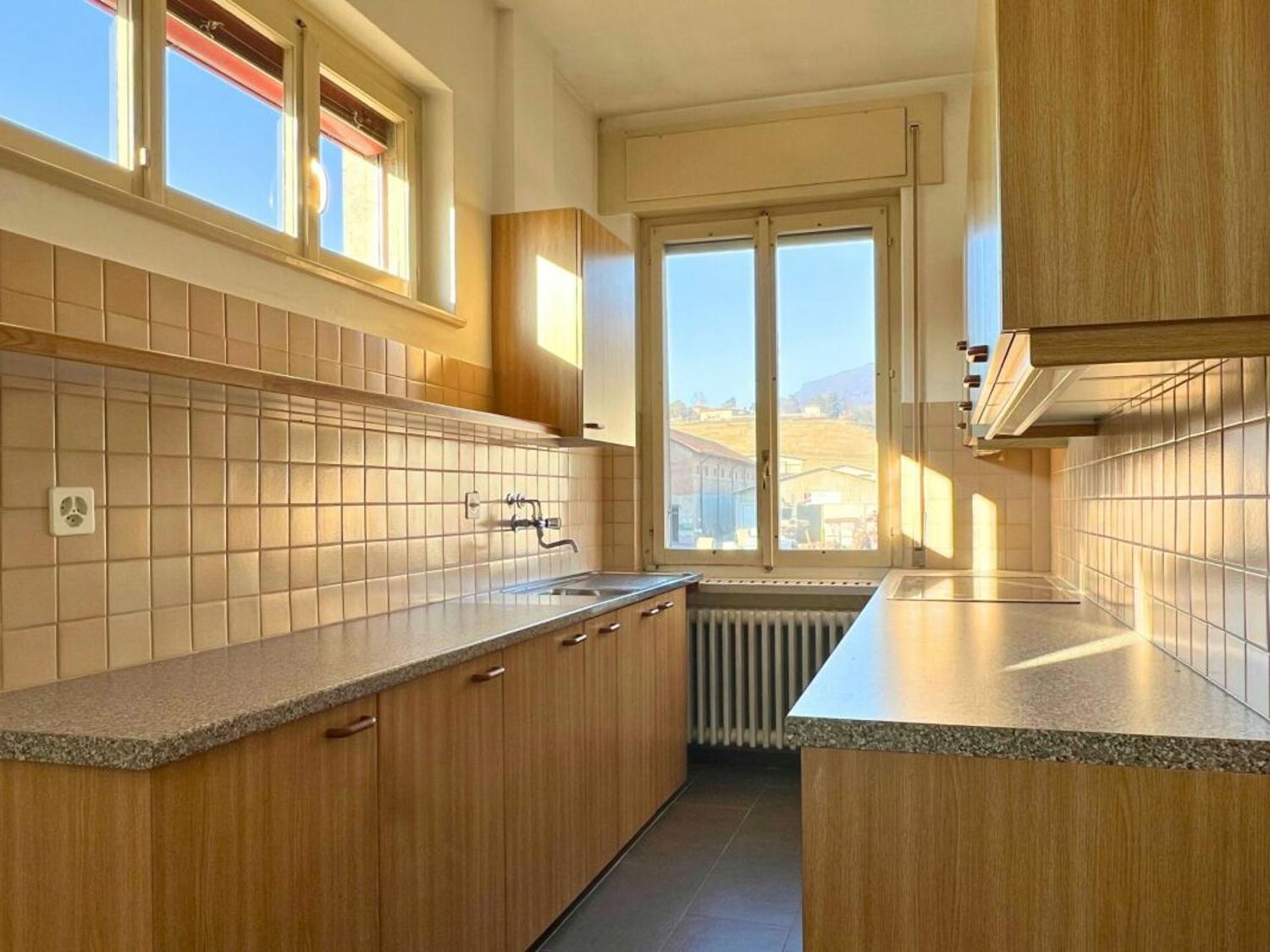 Affittasi appartamento 3.5 locali con balcone e ampio giardino a Balerna
