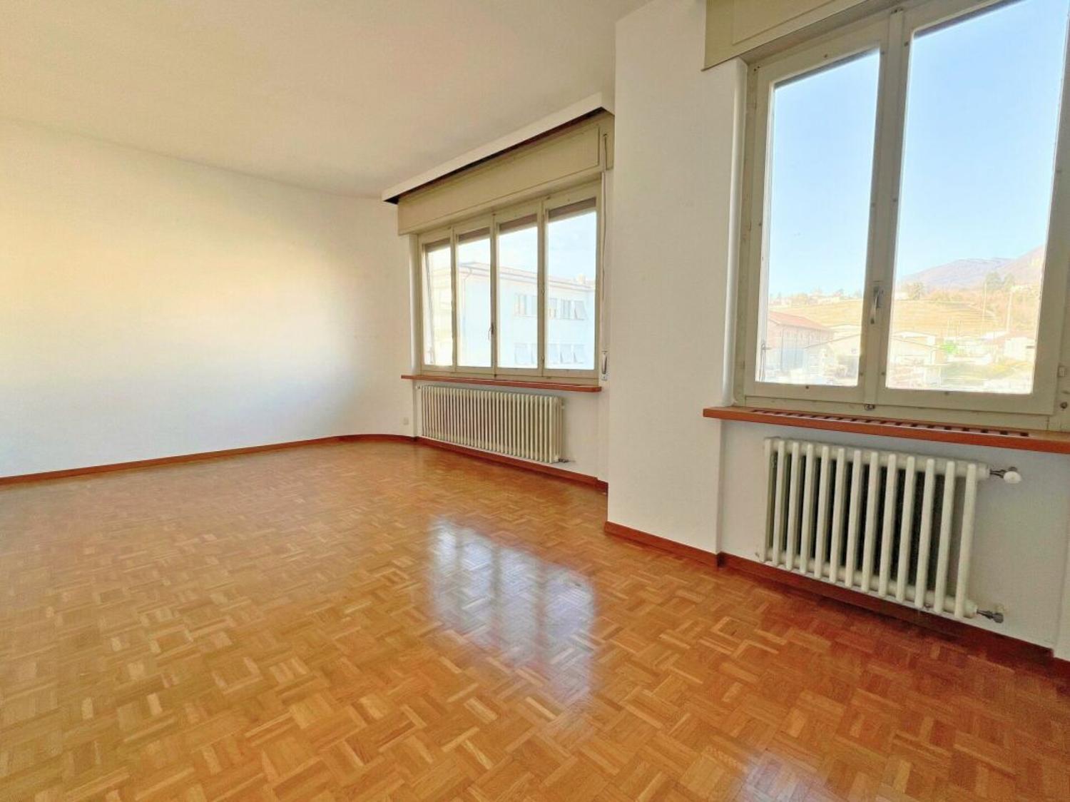 Affittasi appartamento 3.5 locali con balcone e ampio giardino a Balerna