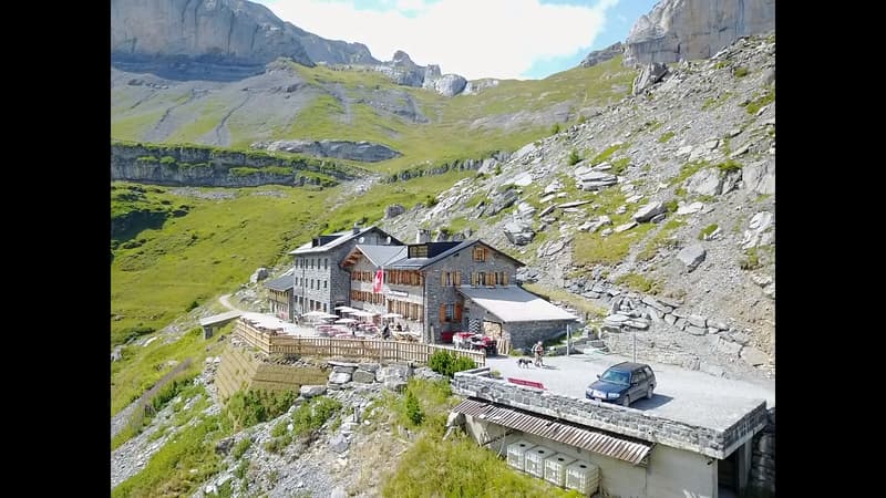 Hôtel de montagne historique - Alpes valaisannes (2)