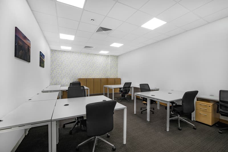 Bureaux prêts à déménager pour un total de 200 m2 en Regus Nyon Business Park (1)