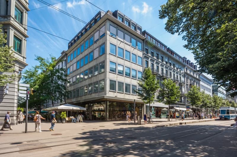 Vollausgebaute Büros zu vermieten an der Bahnhofstrasse 100 im Herzen vom Zürich (1)