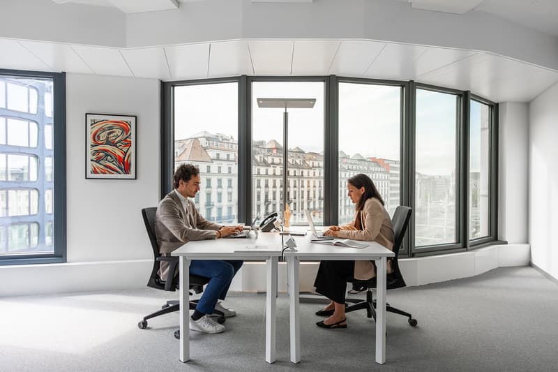 Un bureau privé entièrement équipé pour vous et votre équipe à Spaces Rue de Lausanne 15 (1)