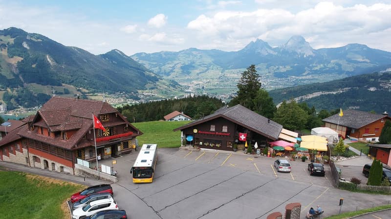 Restaurant in Seelisberg am Weg der Schweiz (2)