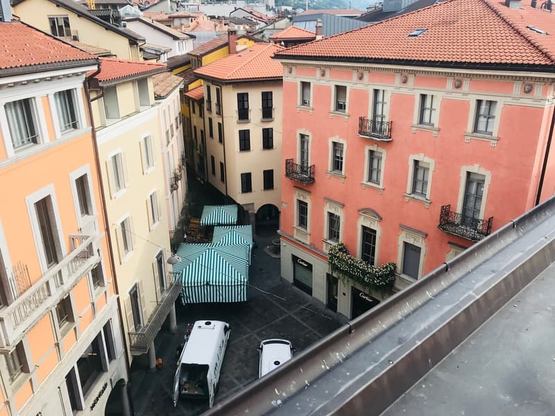 Affittasi ufficio di alto standing nel cuore di Lugano (1)