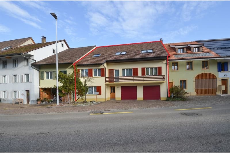 Zweifamilienhaus im Dorfkern von Herznach mit Garten (1)