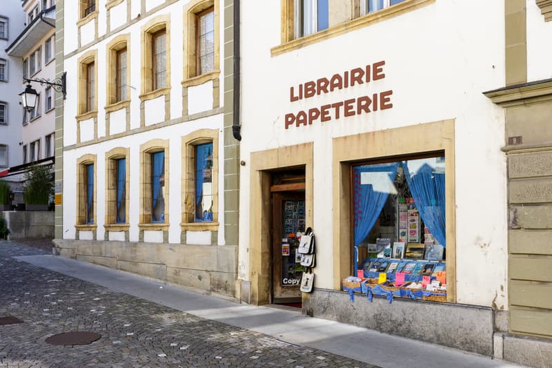 Estavayer-le-Lac, librairie-papeterie, à reprendre + fond de commerce (1)