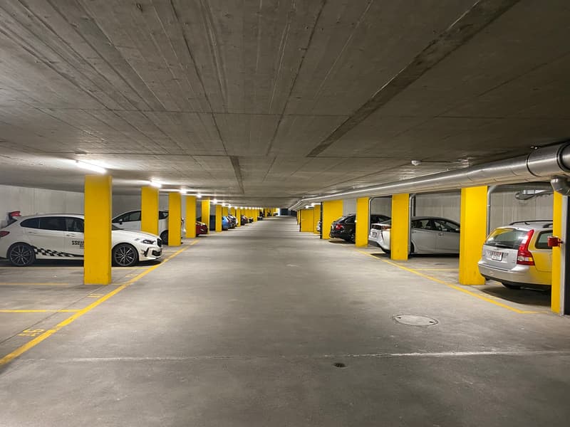 Tiefgaragenparkplatz zu vermieten (3)