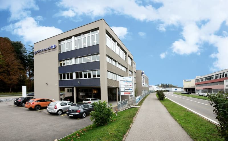 Büroräumlichkeiten 476 m2 und Lager-/Produktionsfläche 714 m2 im Businesspark Gotthard 3 (2)