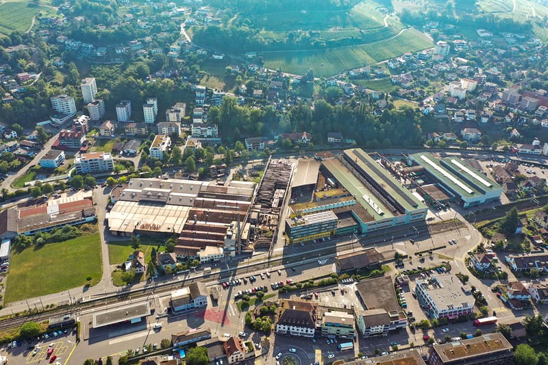 Fabrikations- / Montagehalle / Büroräume in Döttingen (1)