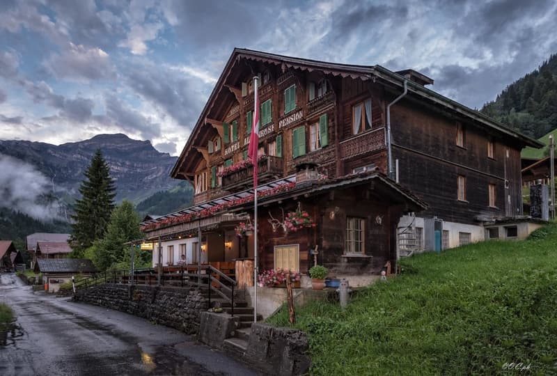 Hotel Restaurant Alpenrose  im Berner Oberland (1)