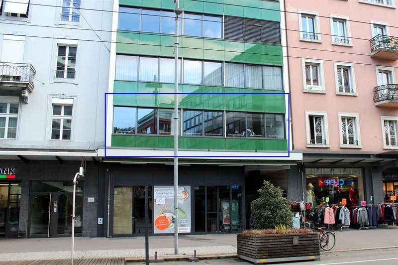 Büro- und Geschäftsräume an bester Lage im Stadtzentrum von Biel (1)