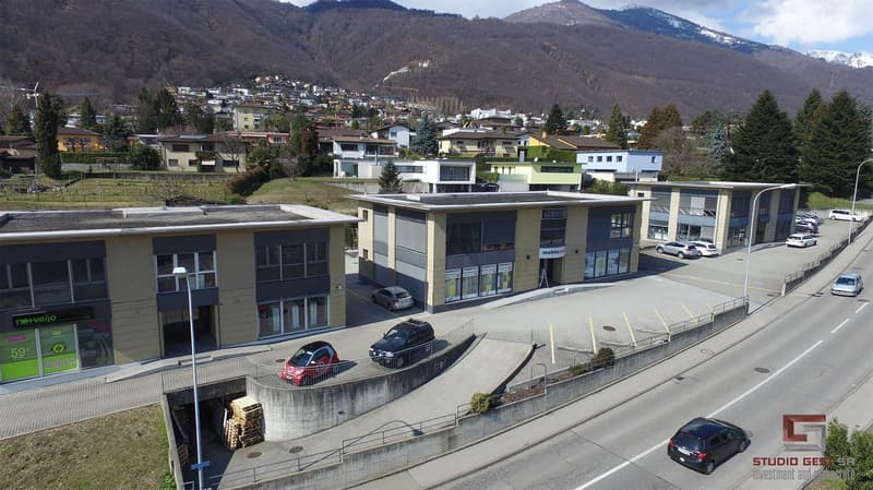 Elegante e moderno ufficio in ottima posizione a Lugano Nord (13)