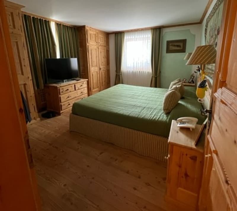 Villa di Lusso con Appartamento Ospiti a St.Moritz - Suvretta (11)