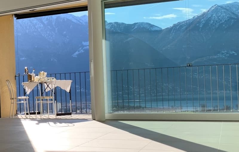 Pure Ticino lifestyle with stunning vistas (1)