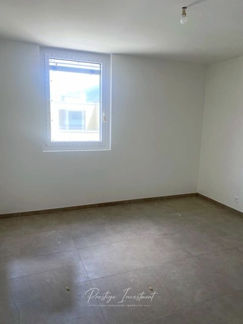 Attique 2.5 pièces neuf avec terrasse et vue montagnes ? Uvrier / Sion (3)