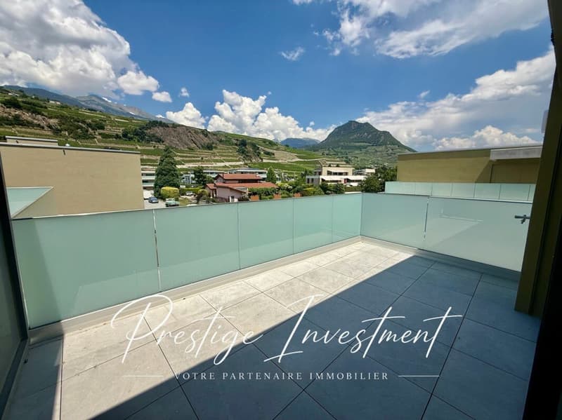 Attique 2.5 pièces neuf avec terrasse et vue montagnes ? Uvrier / Sion (6)