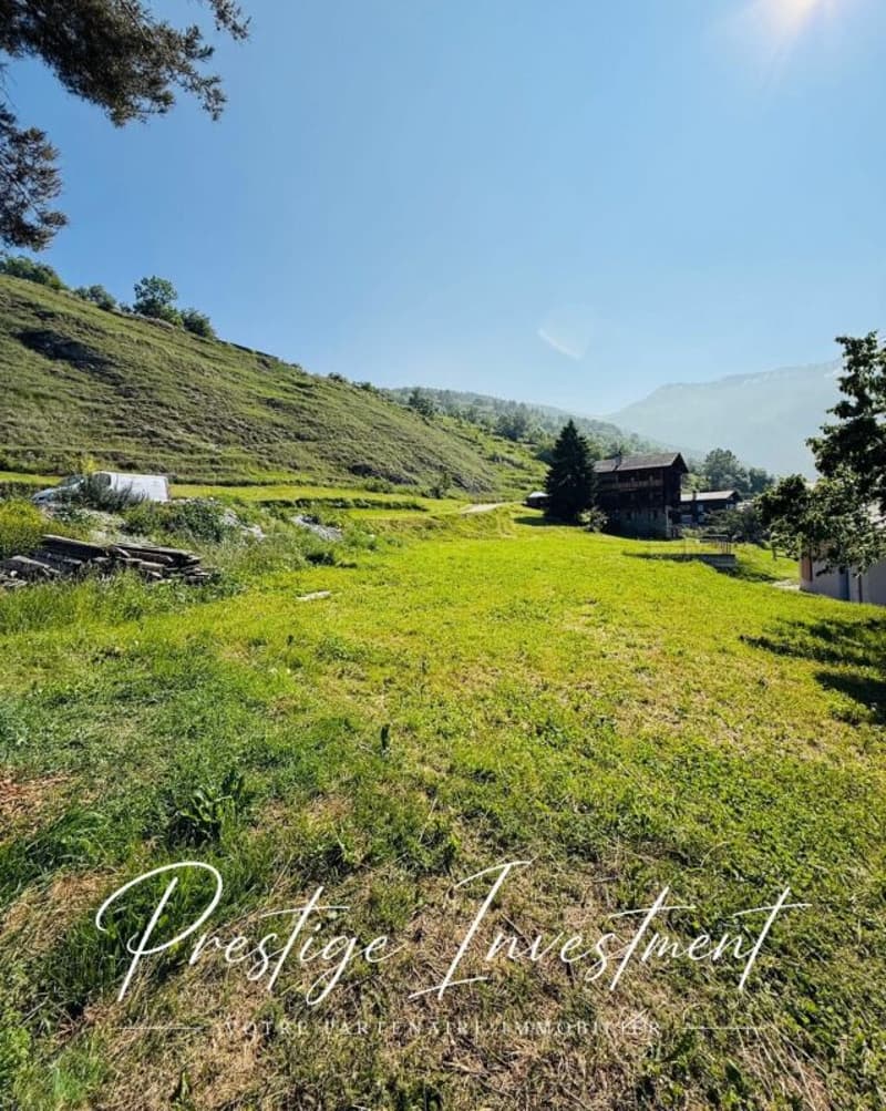 TERRAIN PLAT CONSTRUCTIBLE DE 533 M2 - MASE (1)
