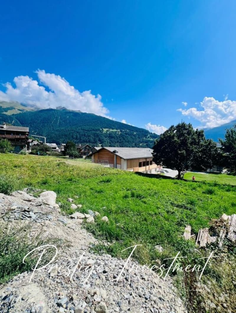 TERRAIN PLAT CONSTRUCTIBLE DE 533 M2 - MASE (3)