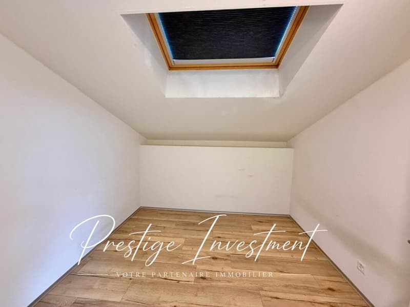 ATTIQUE - DUPLEX DE 4.5 PCES & 188 M2 - LEYTRON (15)