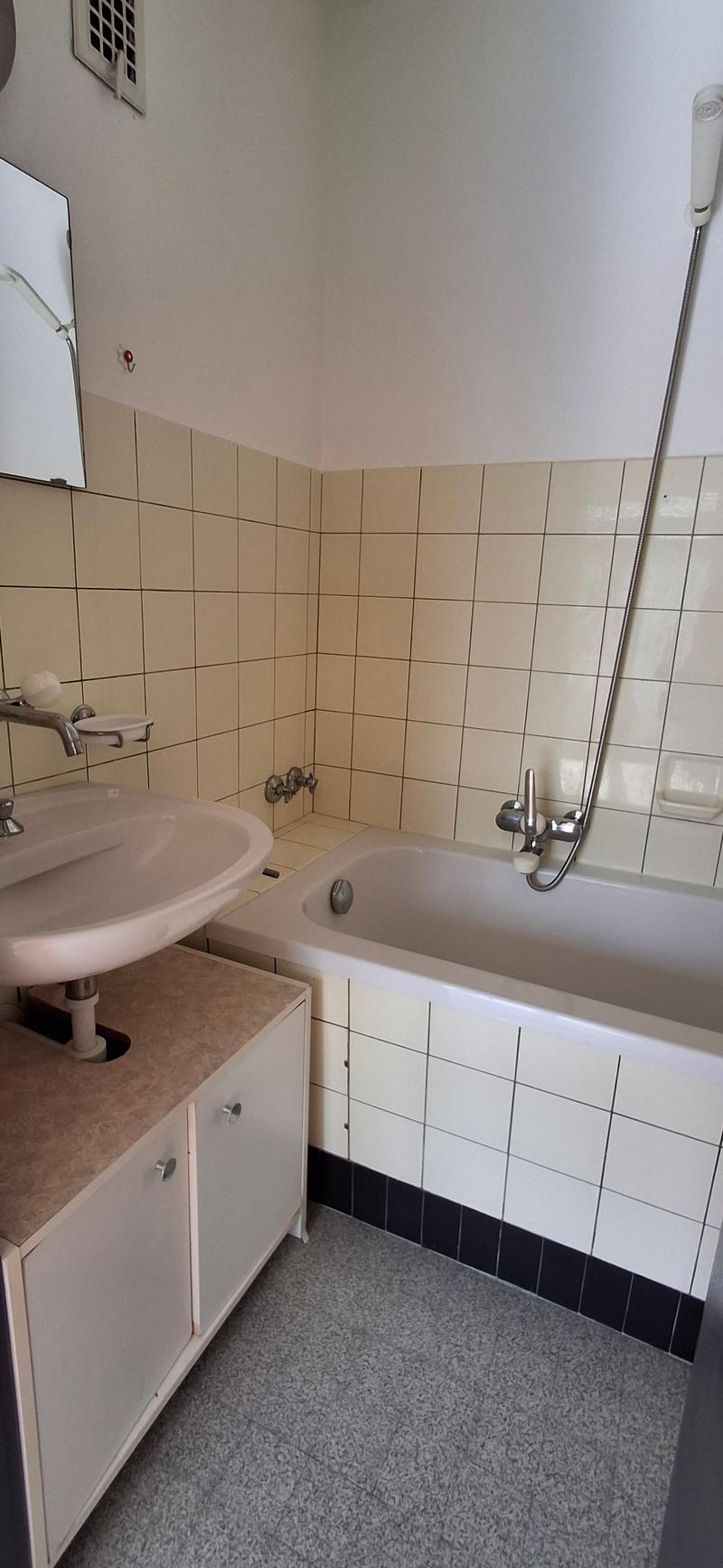 Appartement lumineux de 2 pièces avec balcon à Porrentruy (9)