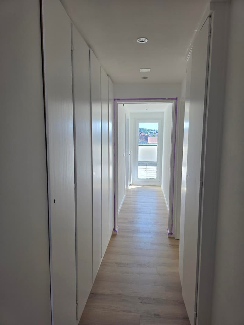 Charmant appartement en attique de 4.5 pièces à Porrentruy avec véranda (22)