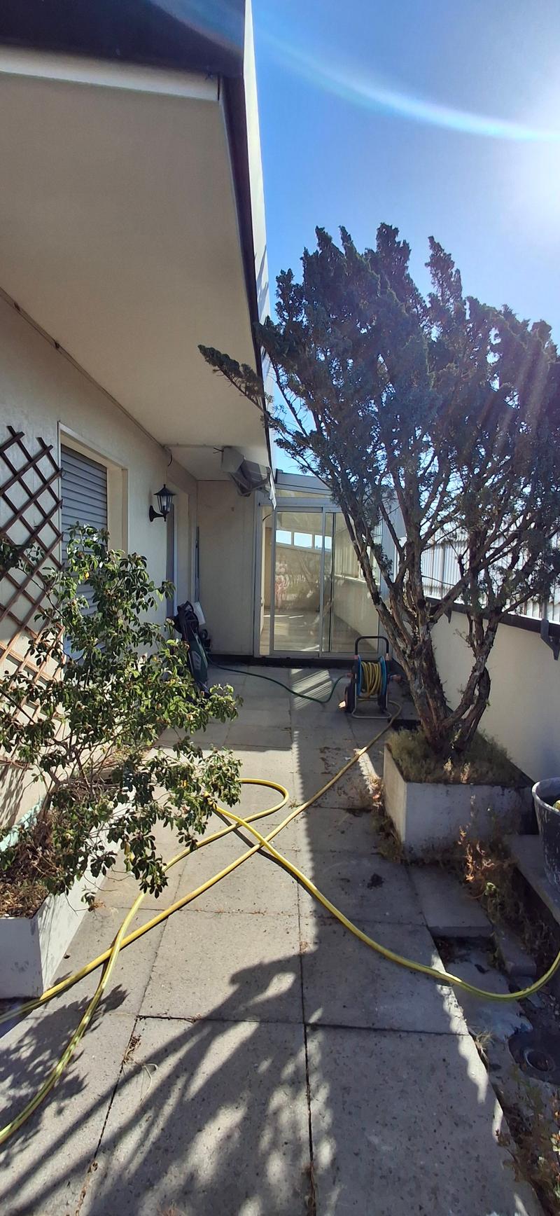 Charmant appartement en attique de 4.5 pièces à Porrentruy avec véranda (6)