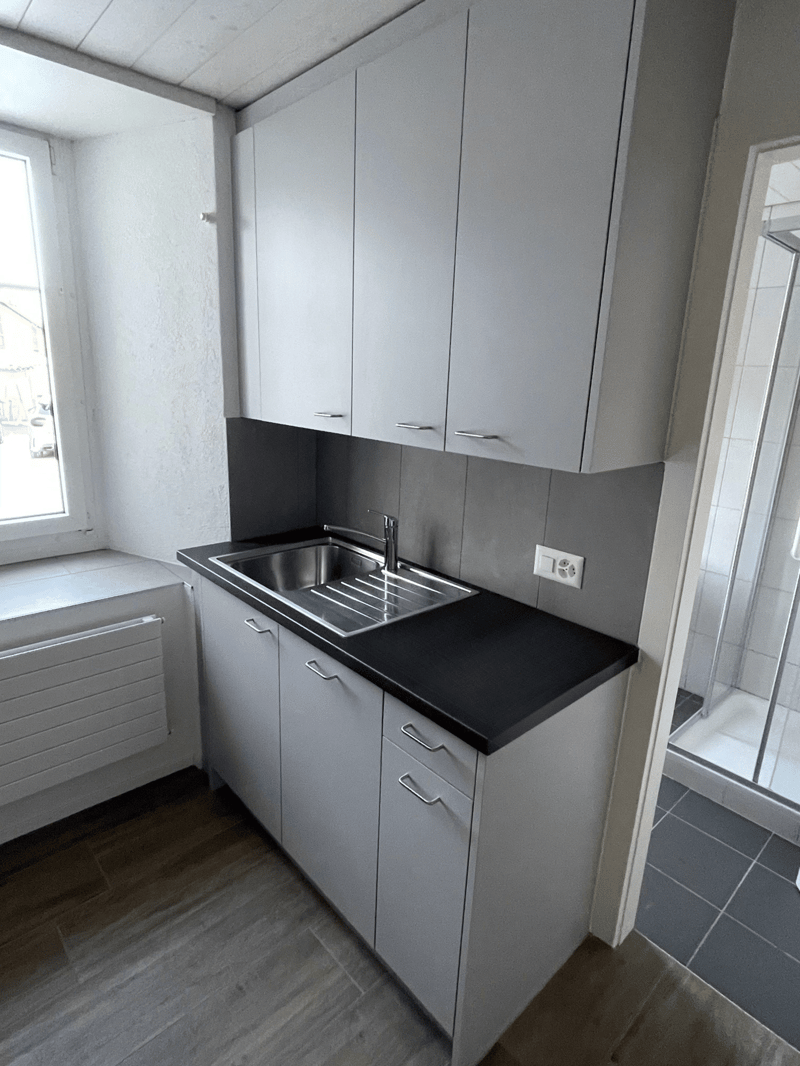 A louer - appartement de 2.5 pièces avec cuisine agencée - Grand-Rue 42, Courtelary (6)