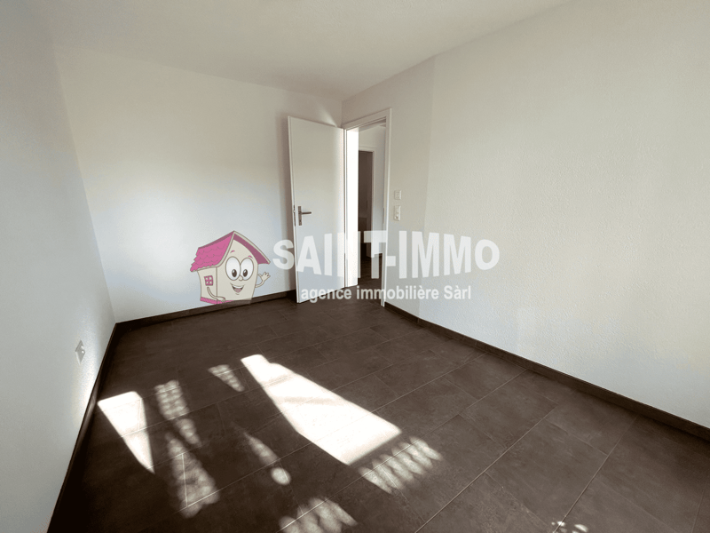Appartement neuf de 4.5 pièces (104 m2) avec terrasse / jardin privatif et couvert pour voiture (11)