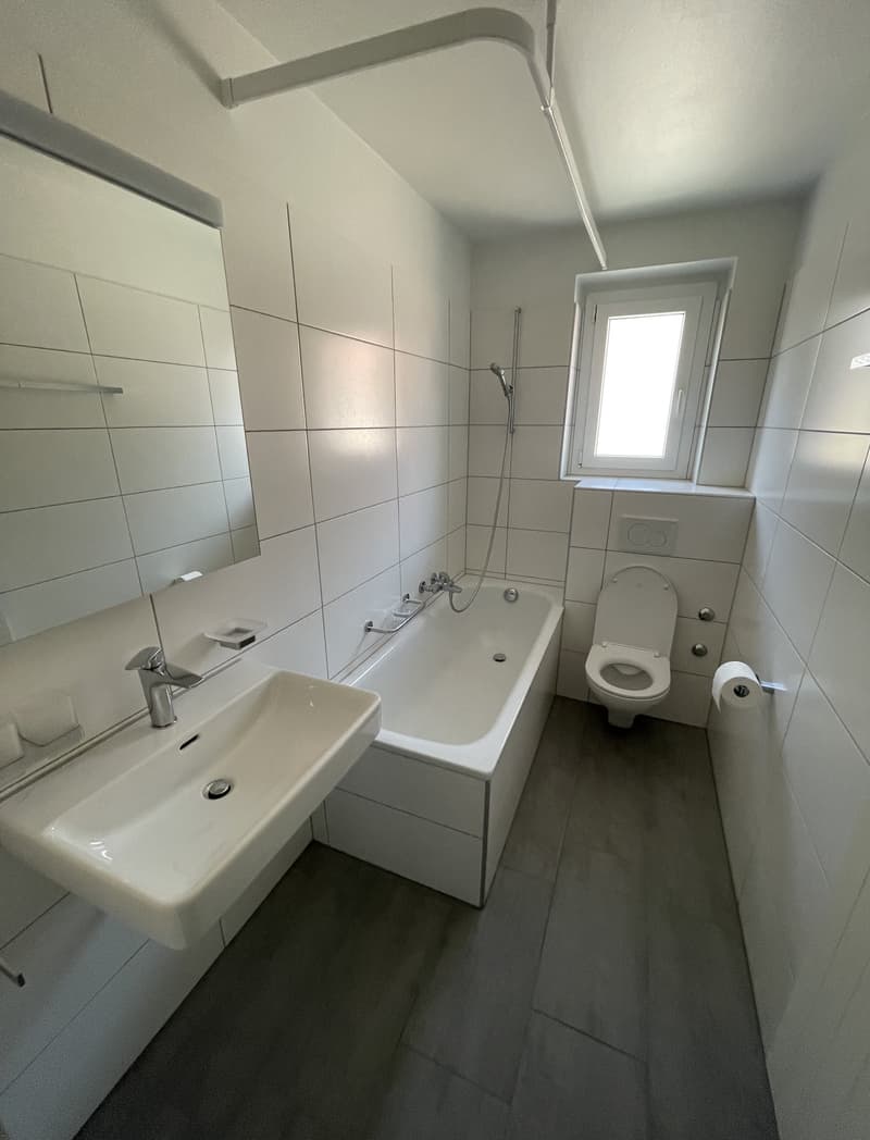 A louer: appartement 3 pièces avec balcon - Gare 18, St-Imier (4)