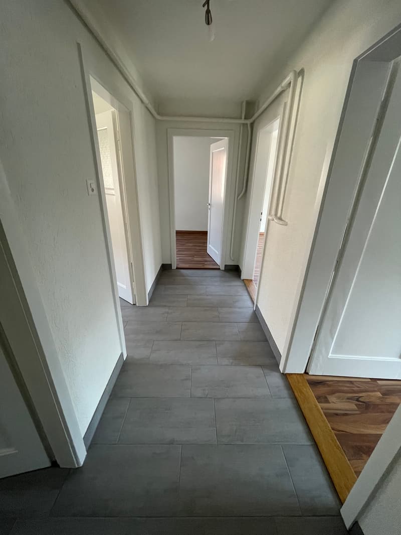 A louer: appartement 3 pièces avec balcon - Gare 18, St-Imier (6)