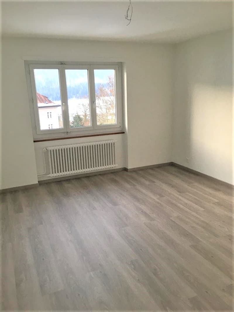A louer: appartement 3 pièces avec balcon - Paul-Charmillot 80, St-Imier (3)