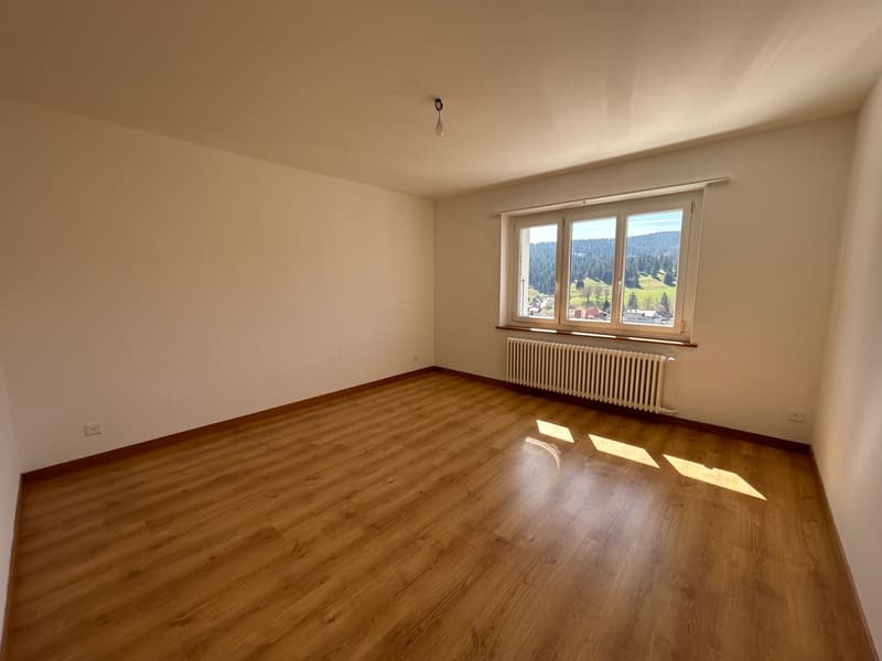 A louer: appartement 3 pièces avec cuisine agencée - Combe-Aubert 12, Tramelan (3)