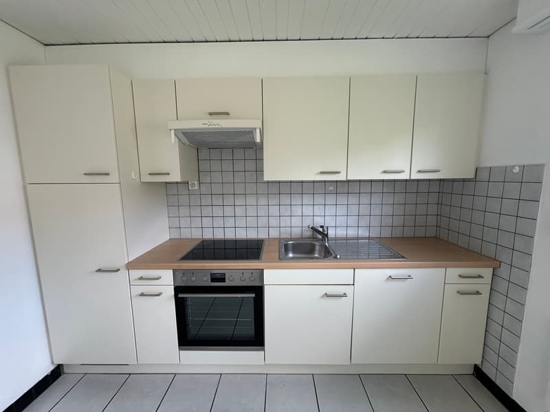 A louer: appartement 4.5 pièces avec balcon - Le Seut 3, Malleray (2)