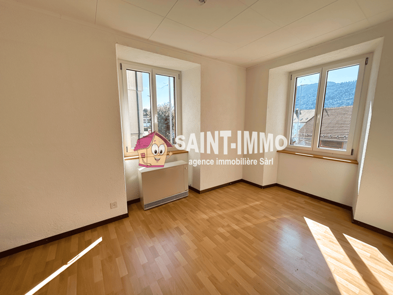 Immeuble locatif à réhabiliter de 4 appartements, un local, une parcelle constructible et un garage (6)