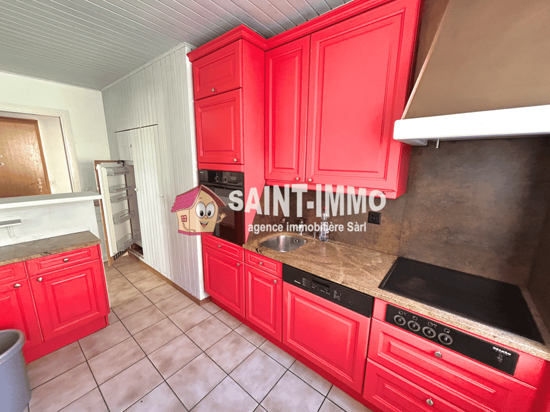 Immeuble locatif à réhabiliter de 4 appartements, un local, une parcelle constructible et un garage (7)