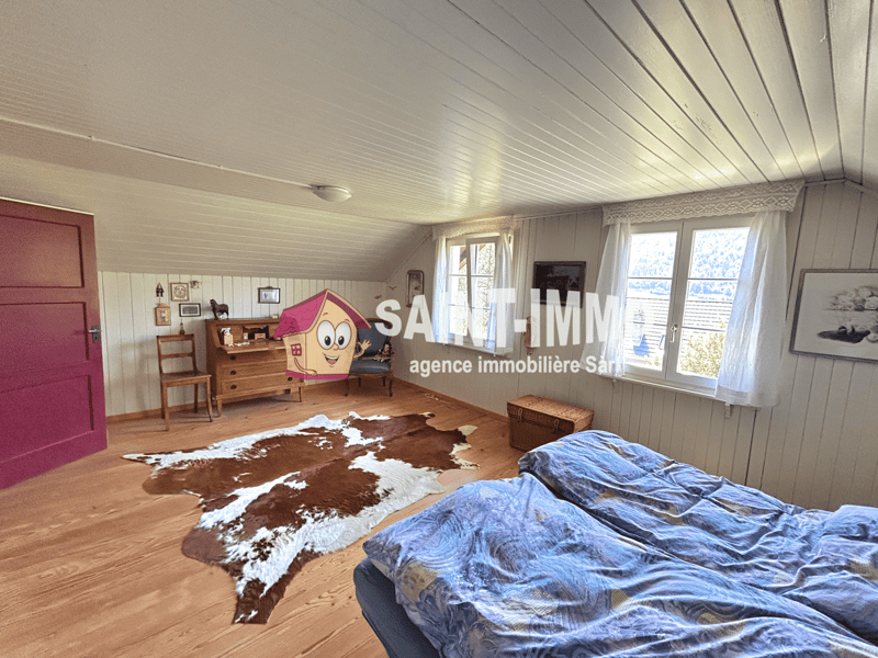 Charmant chalet avec dépendance, garage et jardin arboré sans vis-à-vis (7)