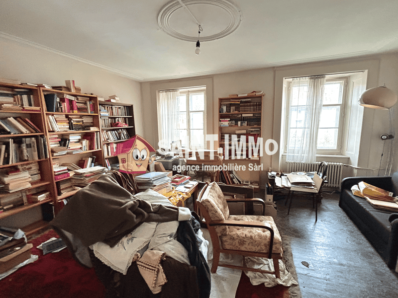 Immeuble locatif à rénover entièrement de 3 appartements, une remise / annexe et parcelle de jardin (5)