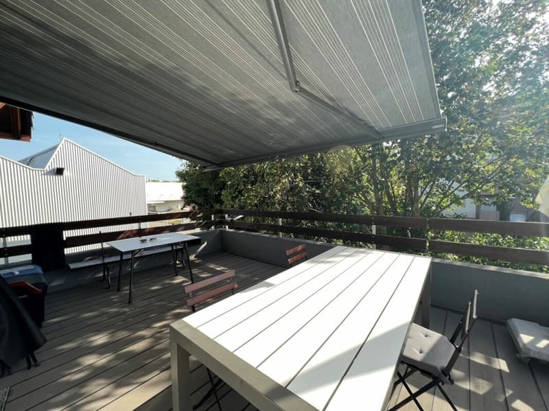 Saint-Blaise - Grand atelier avec bureaux et showroom attenant à une maison de 2 logements (15)